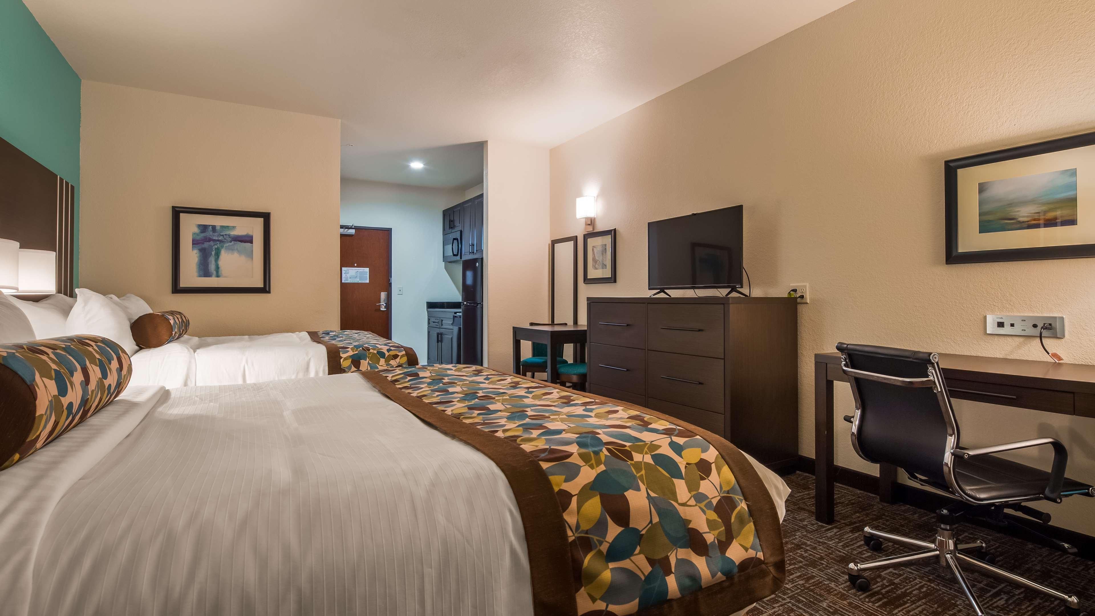 Best Western Plus/Executive Residency Elk City Bagian luar foto