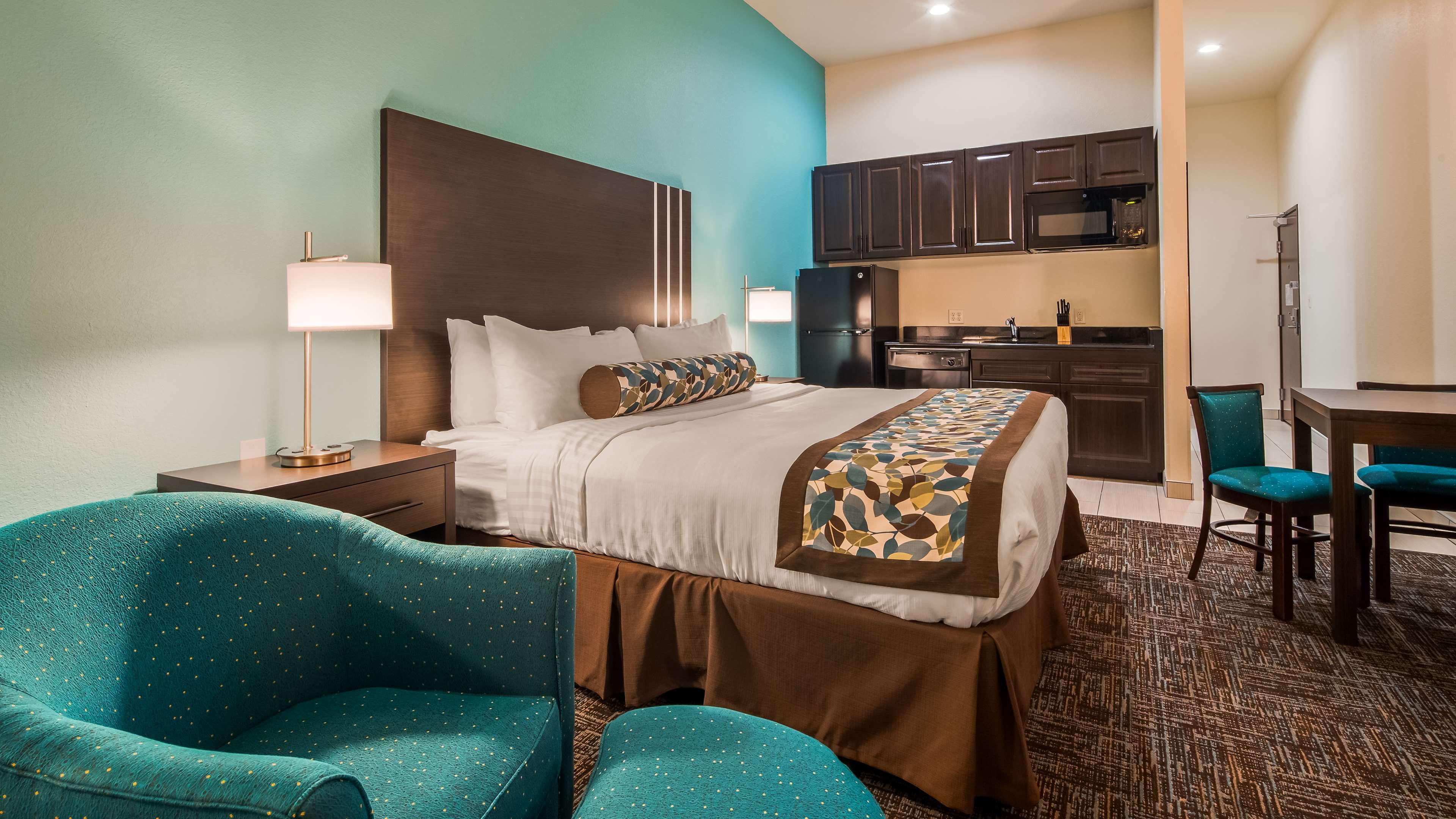 Best Western Plus/Executive Residency Elk City Bagian luar foto
