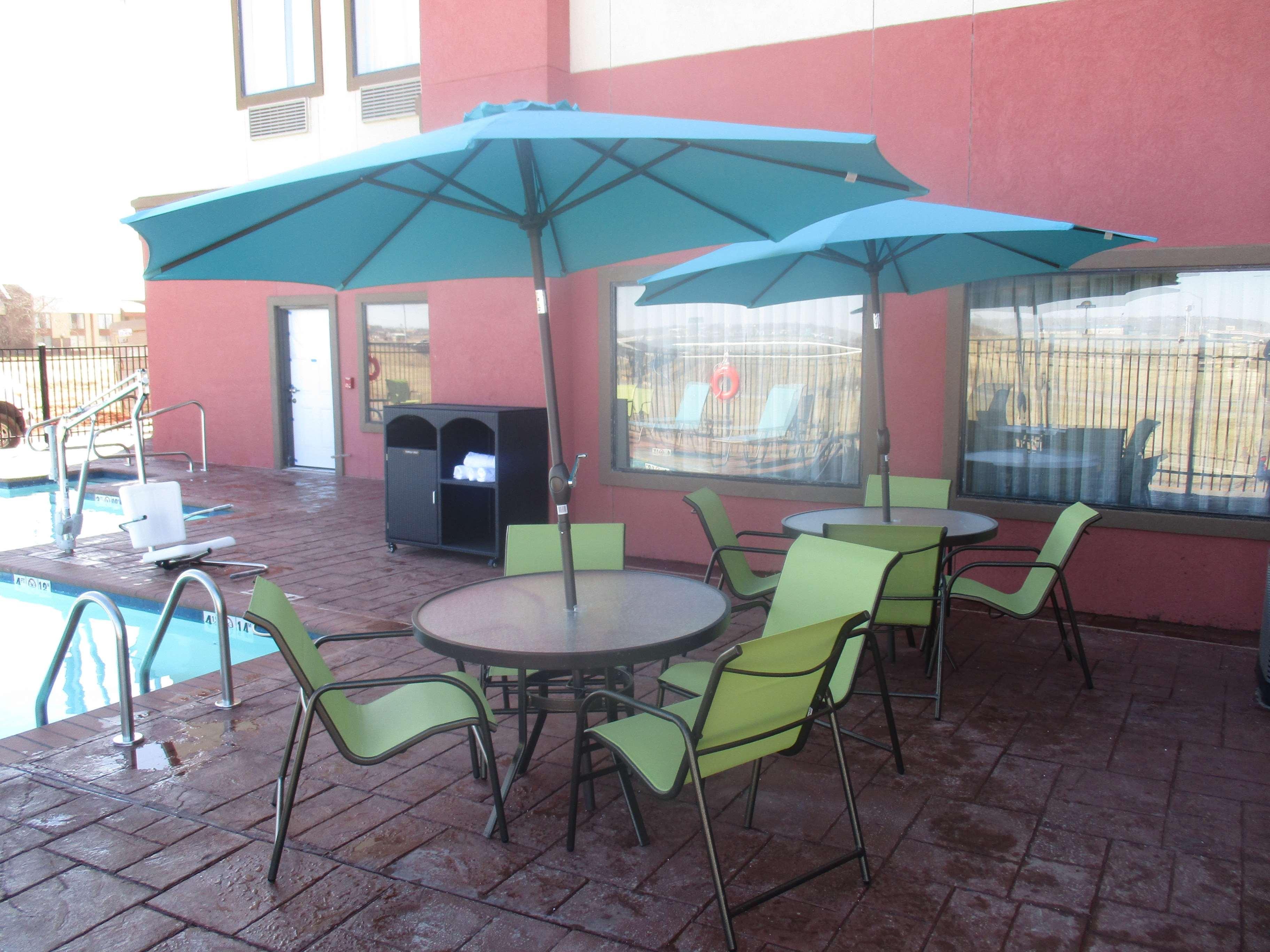 Best Western Plus/Executive Residency Elk City Bagian luar foto