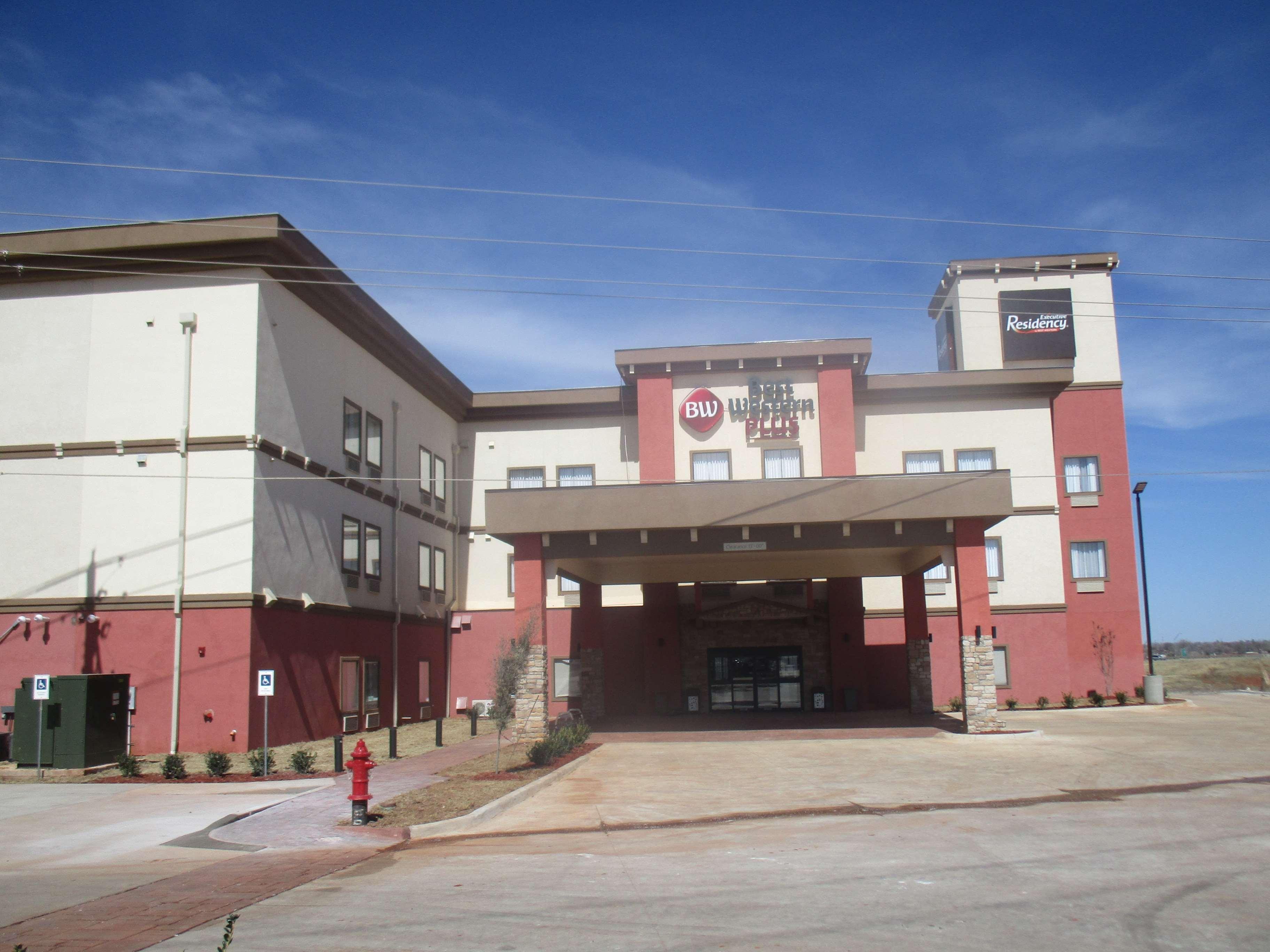 Best Western Plus/Executive Residency Elk City Bagian luar foto