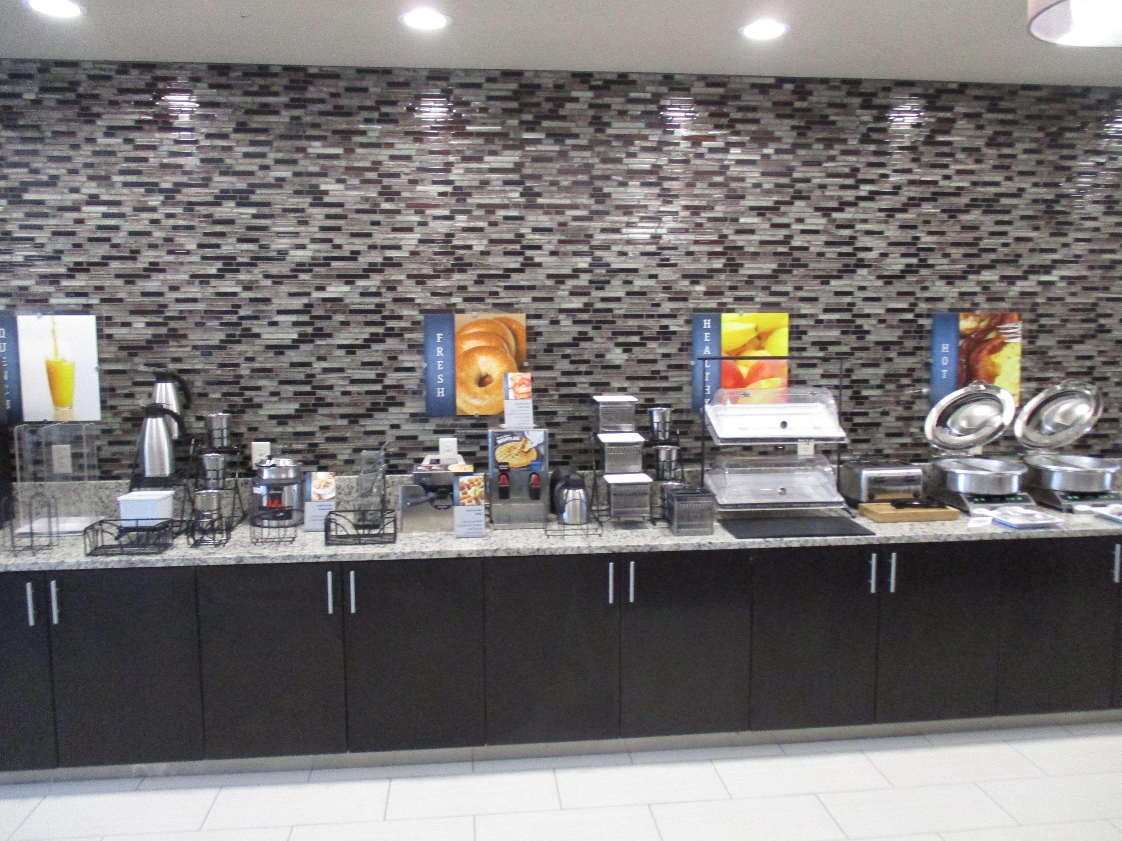 Best Western Plus/Executive Residency Elk City Bagian luar foto